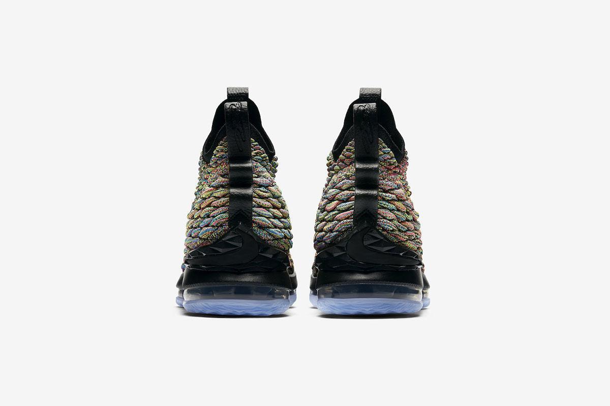Nike Lebron XV 